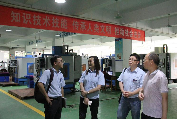 校企协同育匠才 工务经理樊哲享盛赞机电实训体系，共探数字化人才培养新径